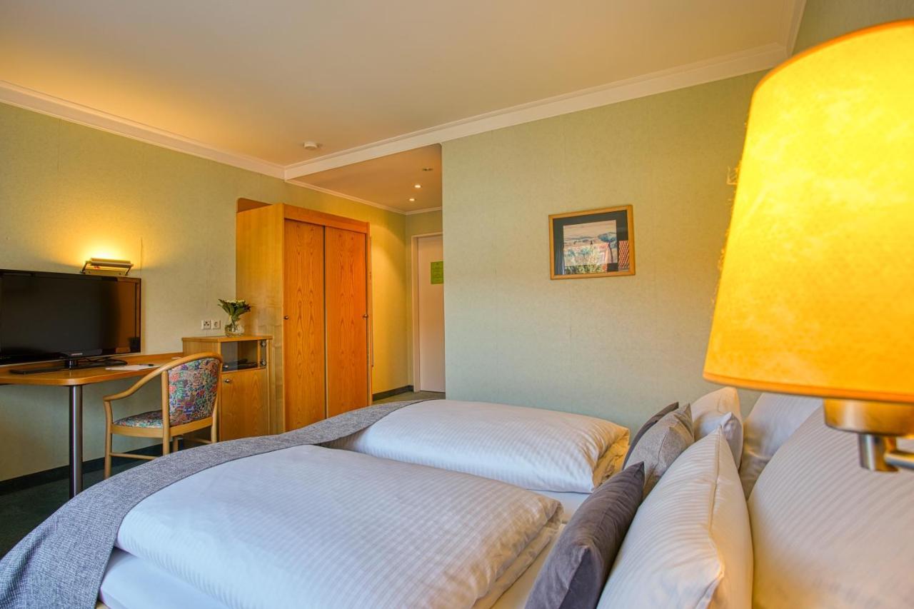 Hotel Kischers Landhaus Ганновер Экстерьер фото